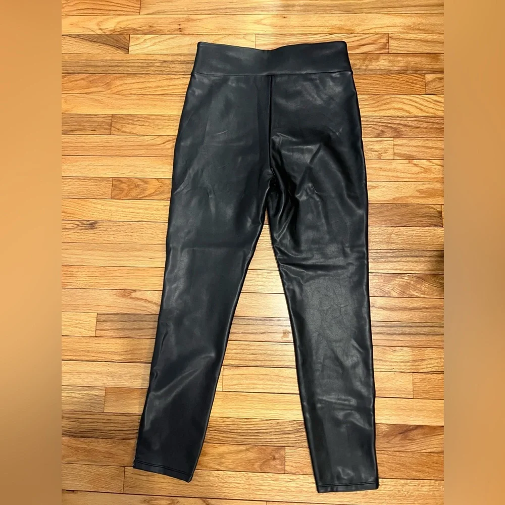 Abercrombie & fitch Black High-Waisted Faux Leather Leggings - Picture 6 of 6